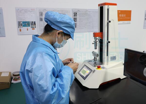 如何選擇適合自己的電動牙刷OEM廠家？